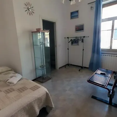 A Ca Du Grillu - *